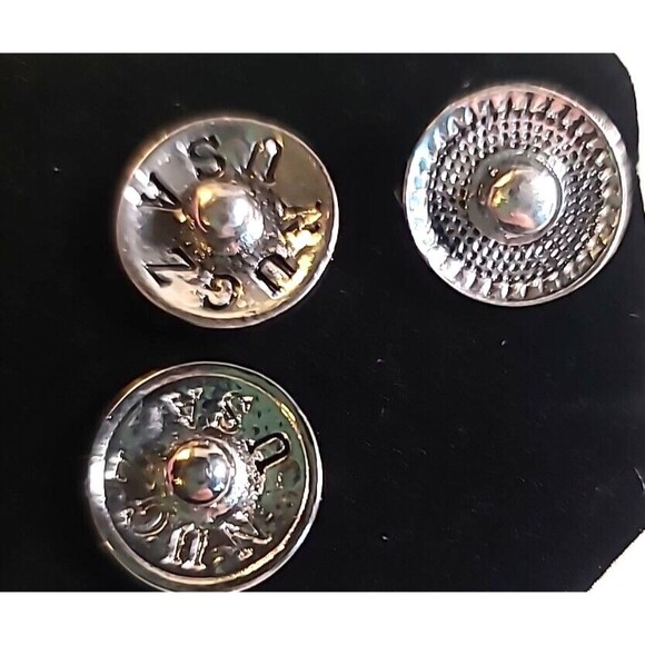 NWOT lot Of 2 Bracelets With 3 Interchangeable Snap Charms Butterfly Camper Mom - Picture 6 of 6